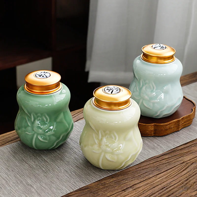 

Lotus Ceramic Tea Pot Celadon Sealed Candy Nuts Coffee Beans Medicinal Material Storage Pot Home Tea Box Kitchen Food Container