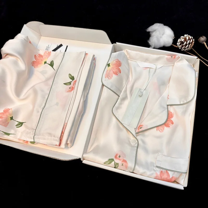 Рисунок 6 - Пижама женская демисезонная из вискозы