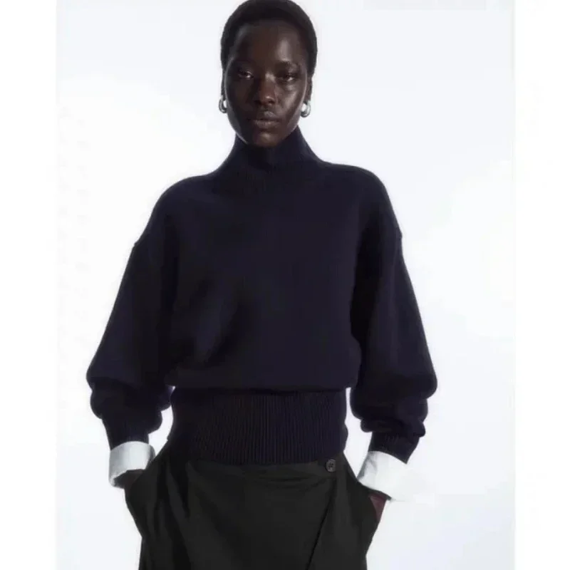 

Standard Fit Three-color Turtleneck Waisted Bat Sleeve Wool Sweater Women