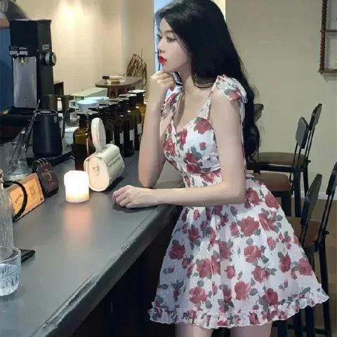 

Summer French Sweet Printed Dress Pure Love Style Rose Floral Lace-Up Bow Halter Skirt A-Line Wooden Ear Edge Waist Mini Skirt