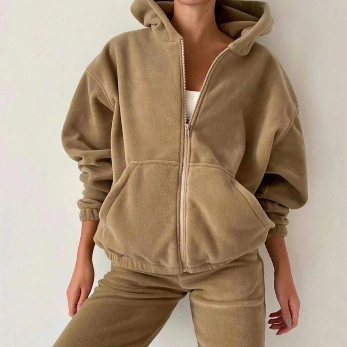 

Autumn/Winter Women's Fashion Sports Tracksuits Casual Warm Hoodie Sweatershirts And Pants Two Piece Set Women Outfits Swts