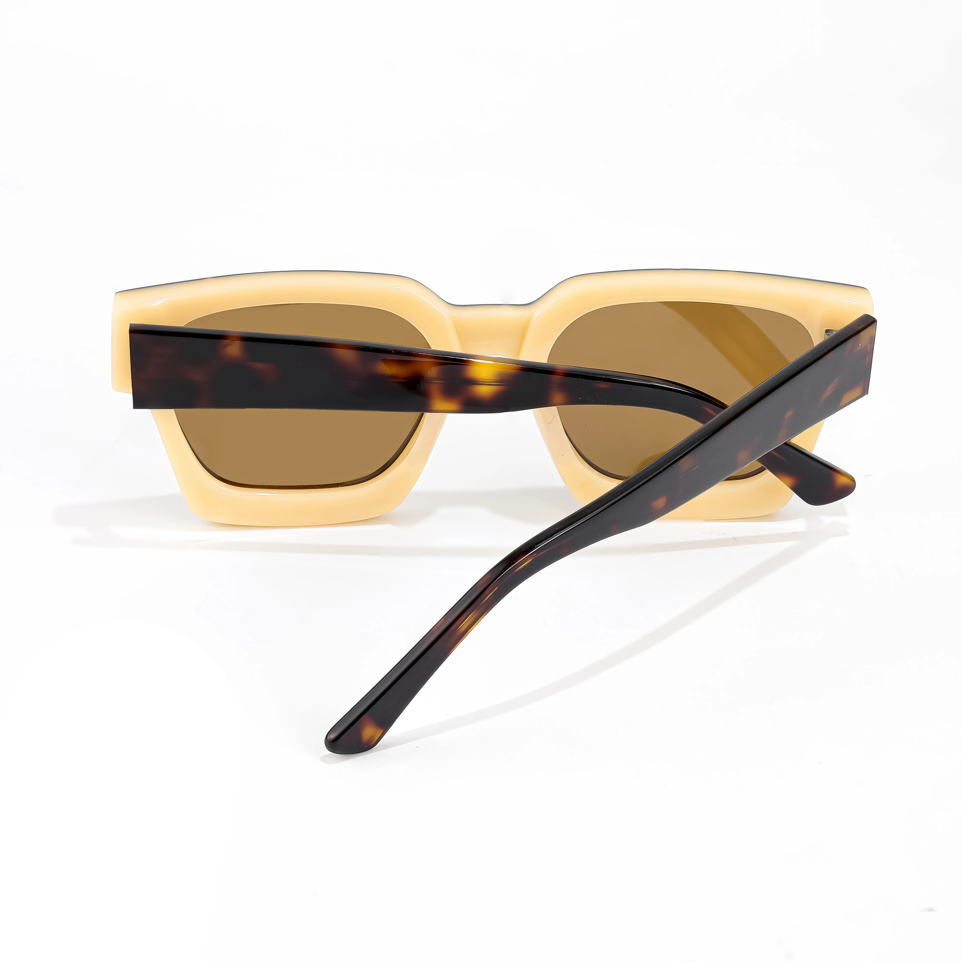 ボックス型サングラス　CANEL Amazon | CAZAL カザール サングラス 616/7 1 56サイズ