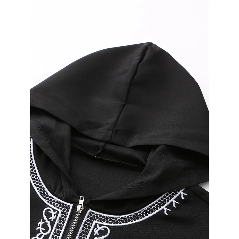 Functional Muslim Men's Hooded Robe Embroidered Craftsmanship Designed For The Comfort And Practicality Of Daily Life