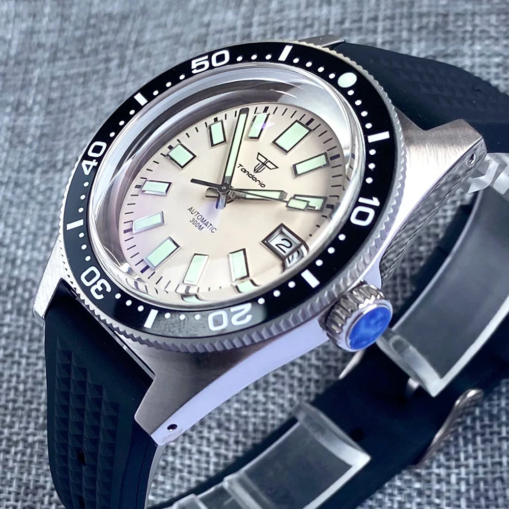 

Tandorio White 62MAS Diver Mechanical Watch Men AR Domed Sapphire Crystal 200m Waterproof Wristwatch Silver Chapter Ring C3 Lume