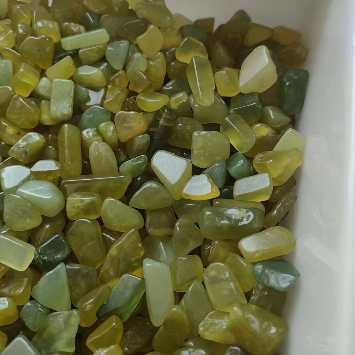 200g natural Xiuyu jade seeds, jade grains, rice grains, fish tank stones, slices, bonsai stones, raw stones