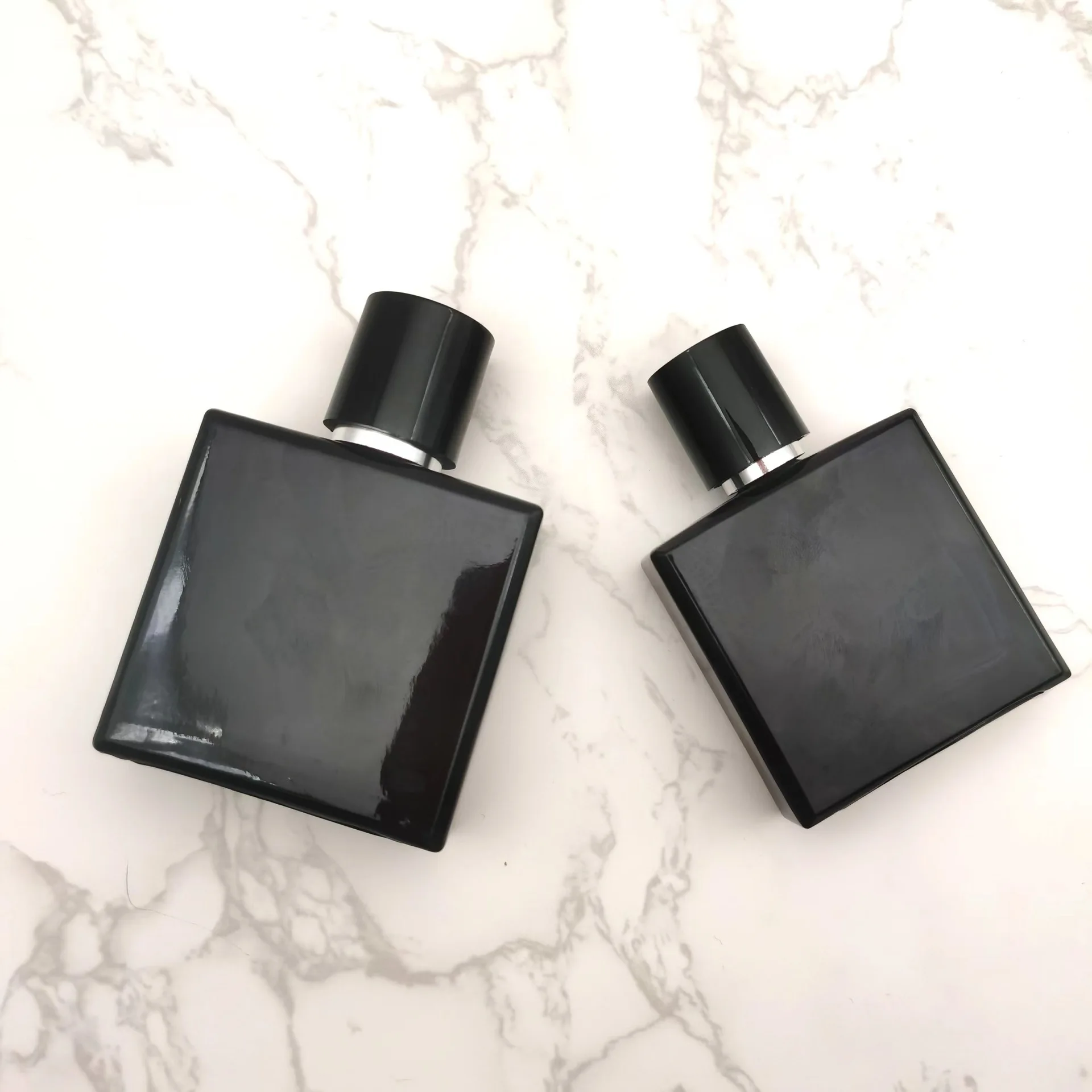 TENRUI 香水 ボトル入り 黒 TENRUI 香水 ボトル入り 黒