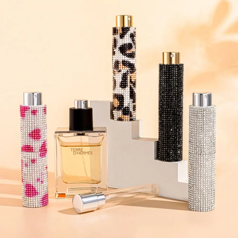 

10ml Rhinestone Perfume Bottle Sample Vial Luxury Mini Rotating Spray Bottle Glass Liner Plaid Refillable Bottle Women