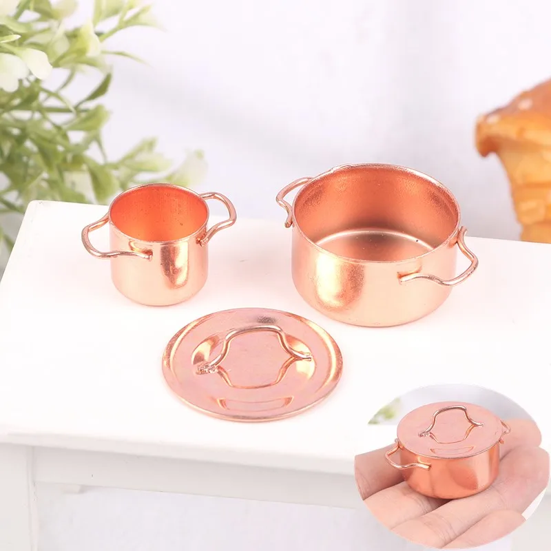 

Миниатюрные кухонные аксессуары из сплава для кукольного домика, аксессуары для детской комнаты 1:12, миниатюрная кухонная мини-посуда, горячий горшок из сплава, 1 шт.