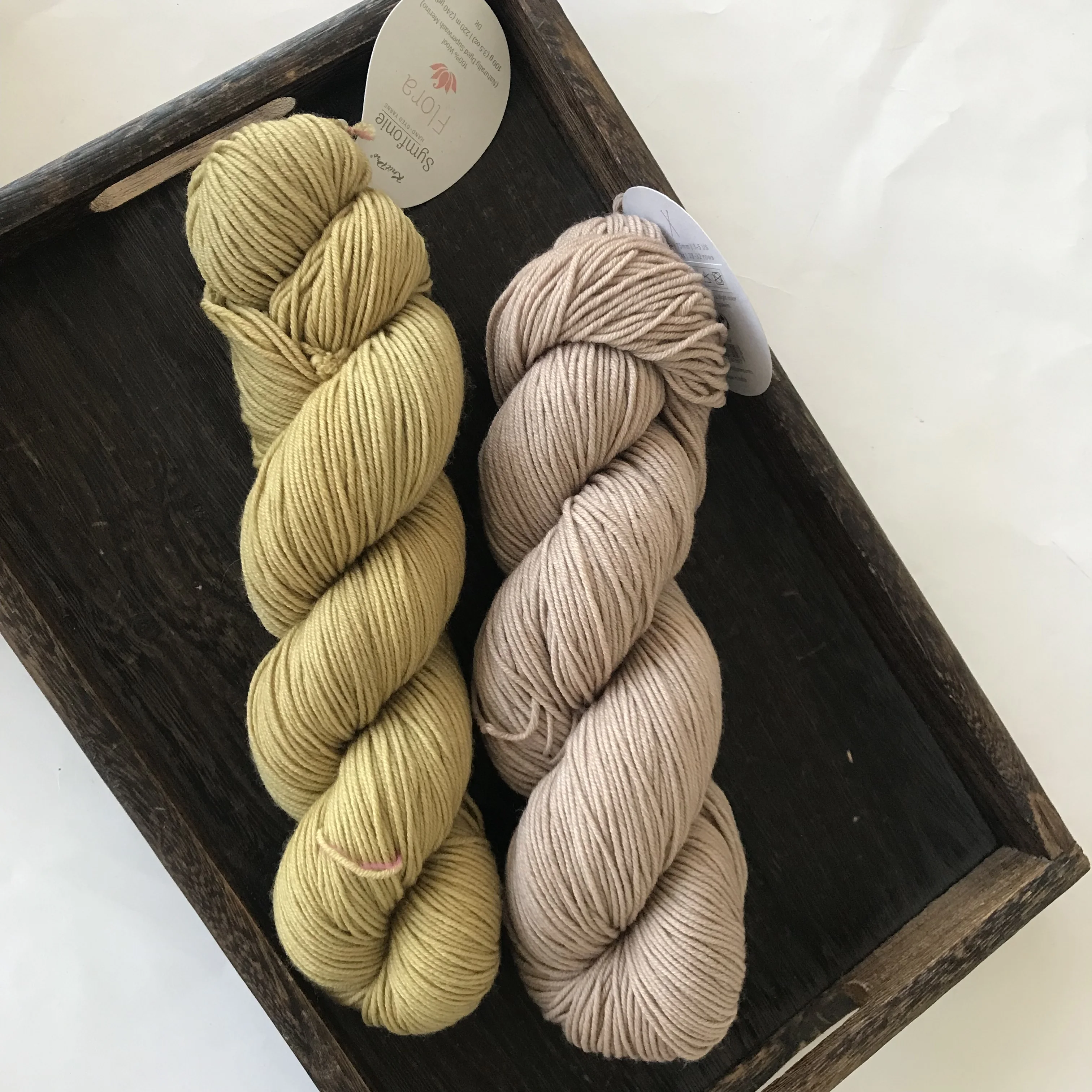 

Symfonie Handdyed Yarns Flora 100% Naturally Dyed Superwash Merino - DK Yarns