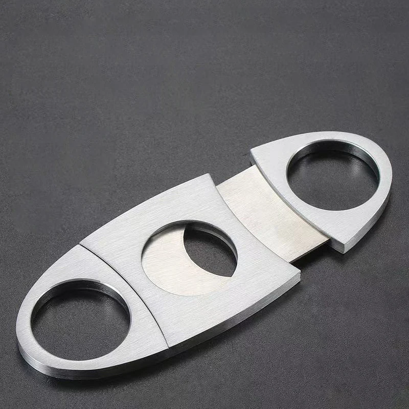 Cigar Cutter Cigar Tools Stainless Steel Metal Classic Cigar Scissors Portable Smoking Accessories Fashion Gifts for Friends