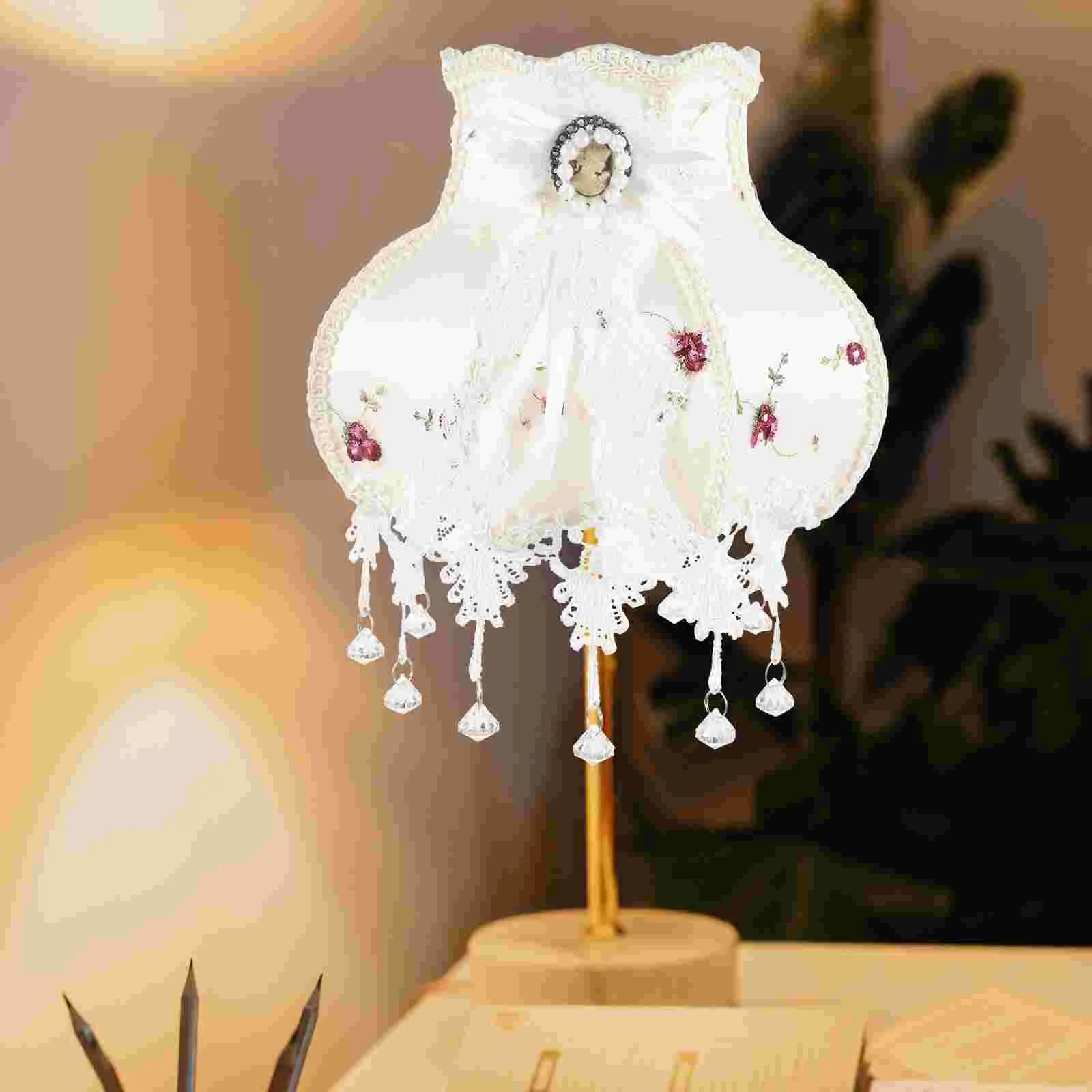 

Drum Lamp Shade European Style Lampshade E27 Vintage Cloth Art Bead Lace Lampshade Tassel Bead Fabric Scallop Dome Lamp Shade