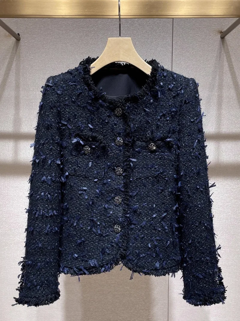 Jacket Detail 1