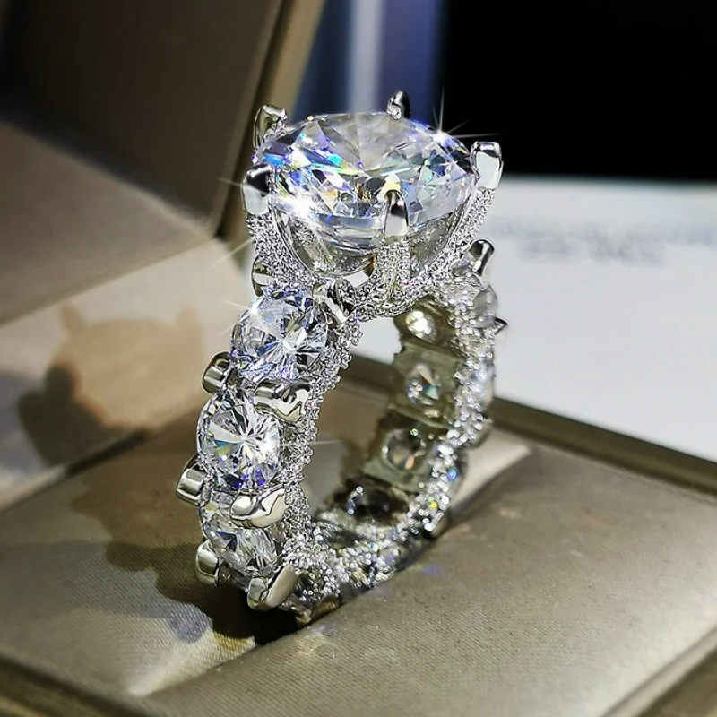 Luxury Designer Crystal Zircon Rings for Women Accessories Moissanite Ring Valentines Day Gift Jewelry Aesthetic Anillos Mujer