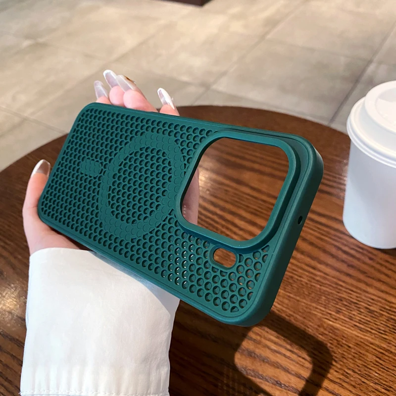 Magnetic Honeycomb Heat Dissipation Cooling Phone Case