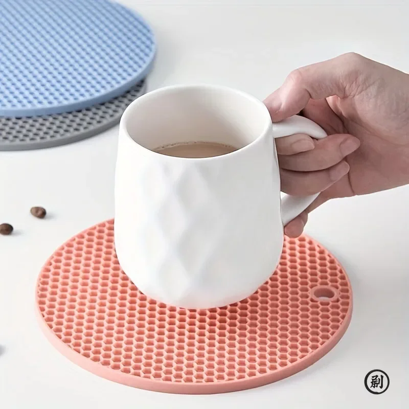 Silicone Anti Scalding Mat Pot Holder Household Kitchen Countertop Protection Heat-resistant Anti Slip Circular Silicone Mat