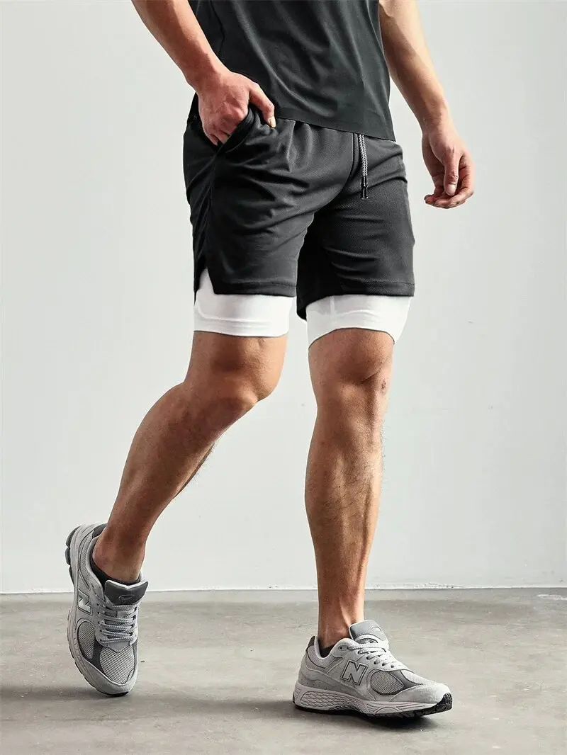 Description Picture 4 of itemMen's double-decker casual shorts, high-quality fabric, breathable sweat absorption, a variety of colors, elastic waistline