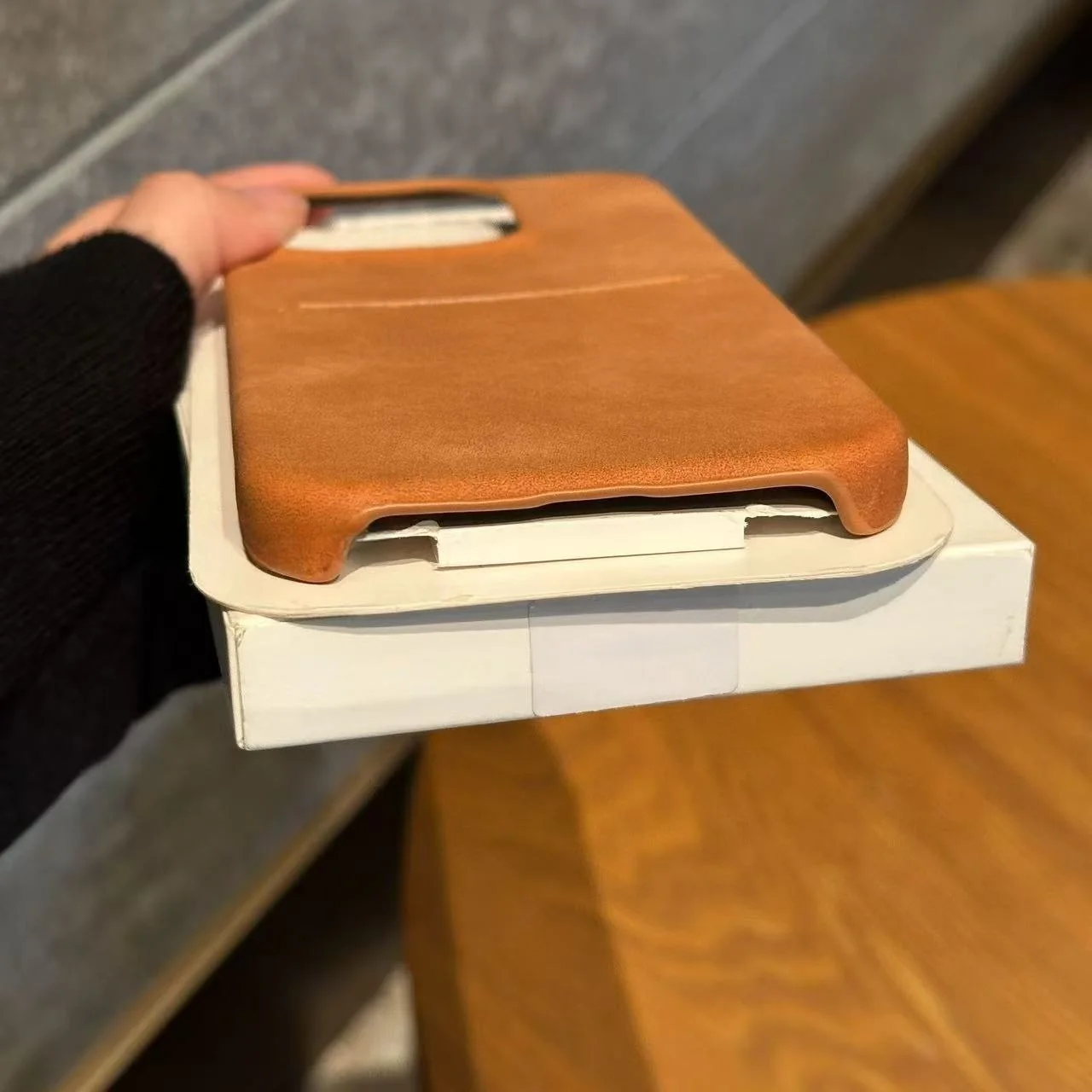 Premium Sheepskin Leather Business Card Slot Case – Matte Wallet Cover