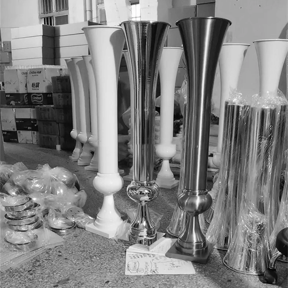 4 to 14pcs)white/ sliver/Gold Vase Cnterpieces Metal Trumpet Vases Wed Flower Stand Centre Pieces Wedding DecorationFor Wedd