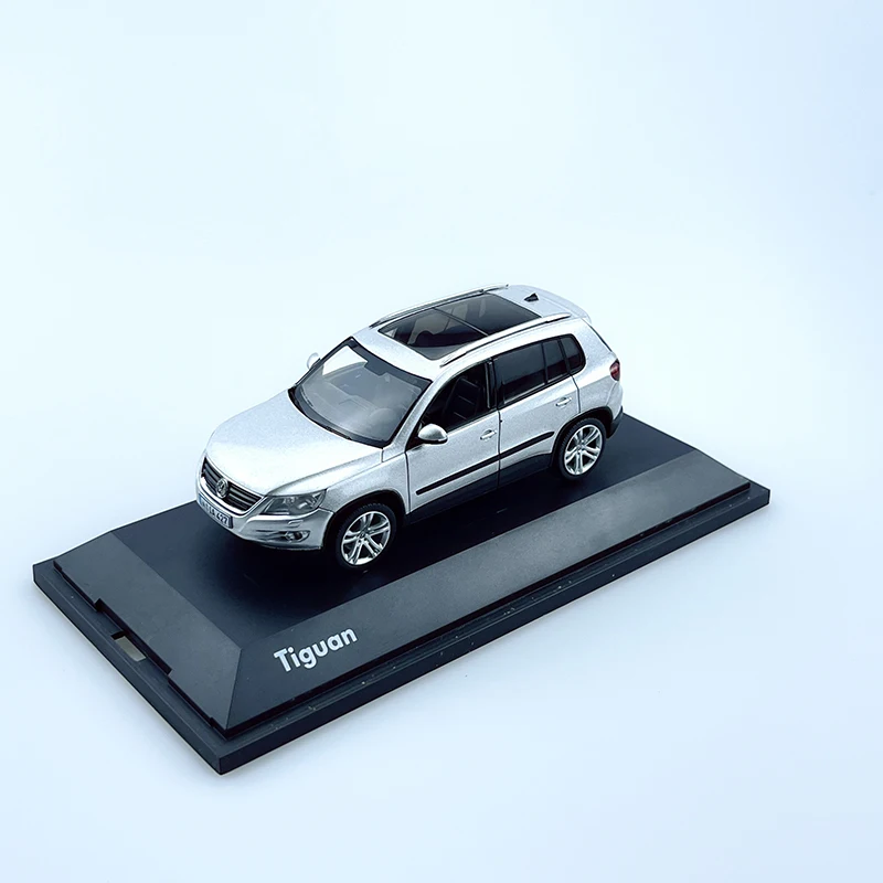 

Schuco Diecast 1/43 Scale Tiguan Alloy Car Model Collection Souvenir Display Ornaments Vehicle Toy