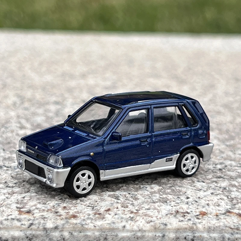 Xcartoys 1/64 Su-zuki Alto Vintage Diecast Toys Classic Model Car