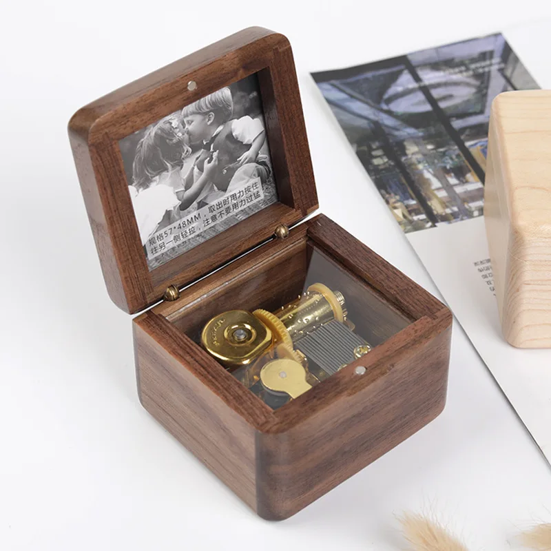 Howls Moving Castle Music Box Sankyo 18-note Sprited Away Wind Up Wood Musical Box Gift Girls Friend Birthday Christmas music box carousel music box