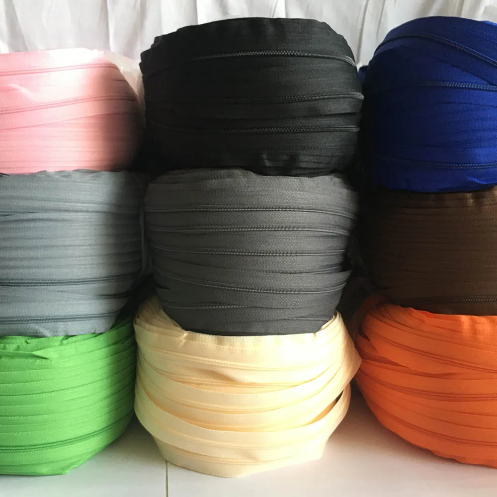 Durable Nylon Coil Zippers with Silver Sliders
