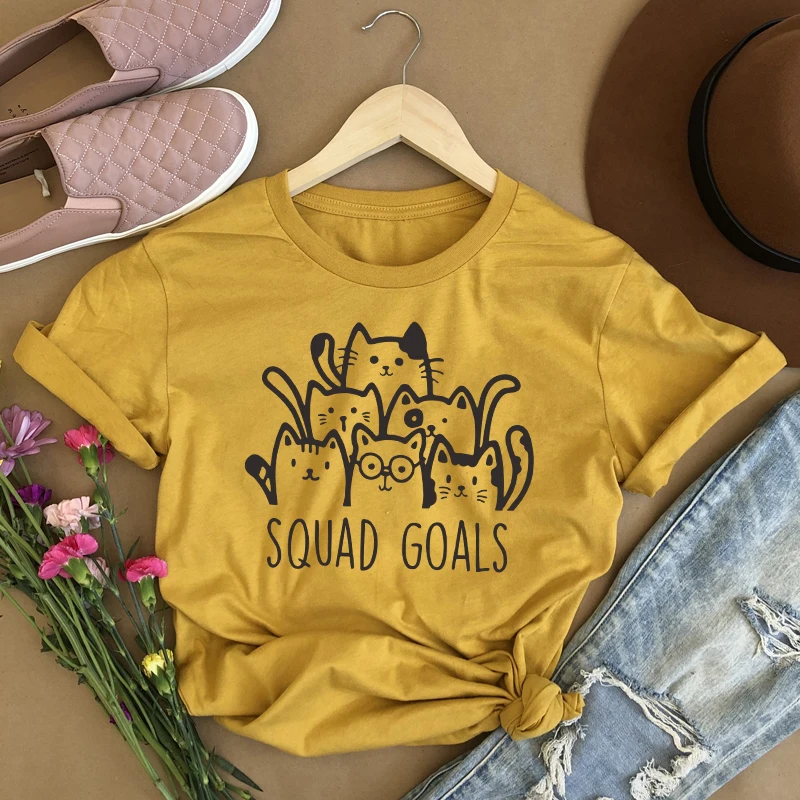 

Футболка женская с графическим принтом «Команда»