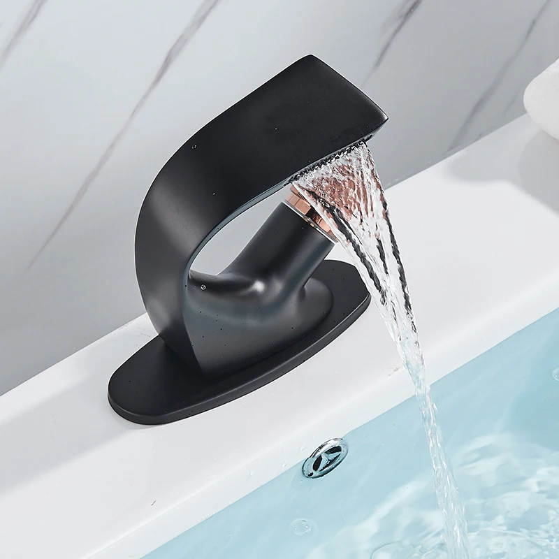 Mitigeur Haut Lavabo CASCADE Noir Mat