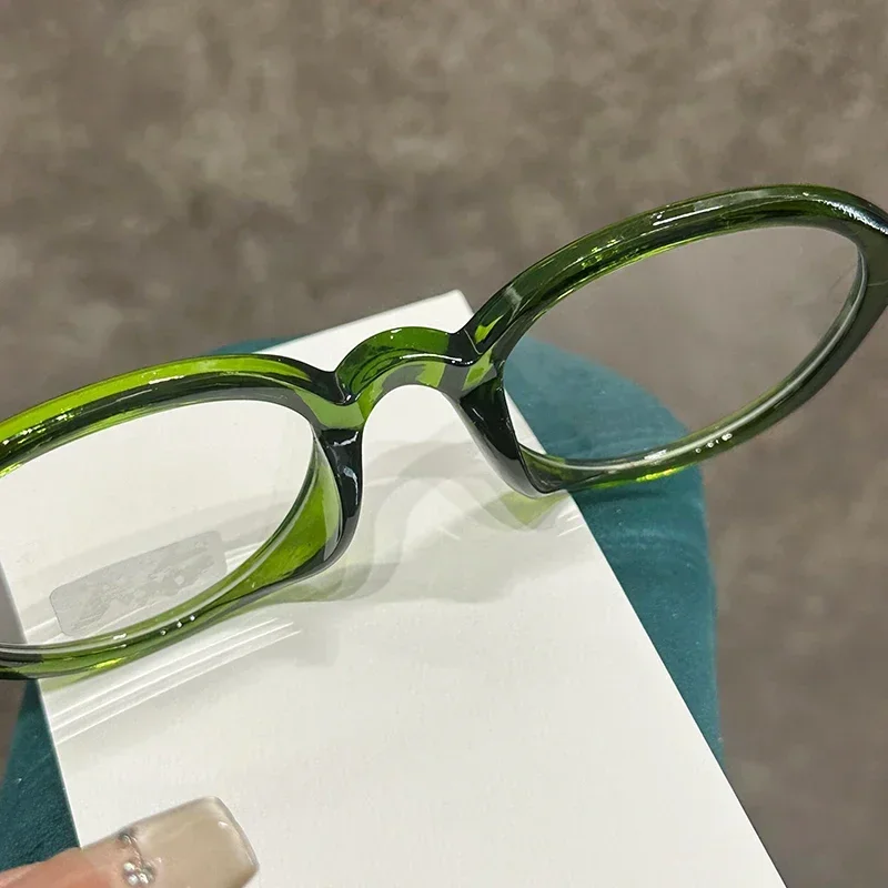 Trendy Ultralight Unisex Oval Reading Glasses