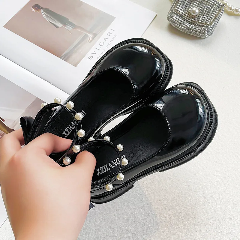 Small Pearl Leather Shoes for Girls, Soft Soles for Children Match The New Female Princess Shoes Spring and Autumn