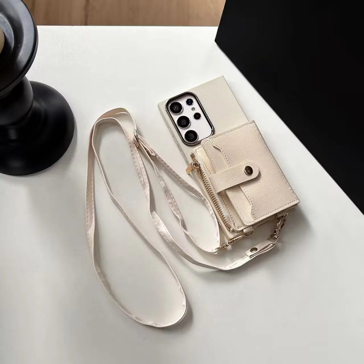 Leather Crossbody Wallet Lanyard with Card Slots and Zipper Bag Cover