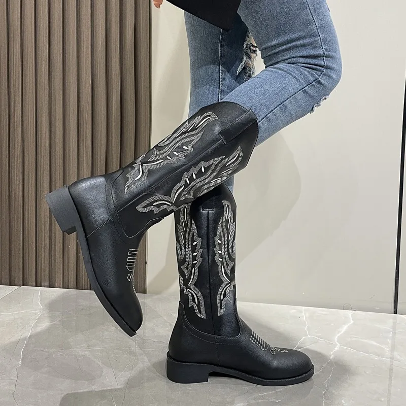 

Женские Классические сапоги без застежек, сапоги до середины икры на низком квадратном каблуке с вышивкой, зима 2023