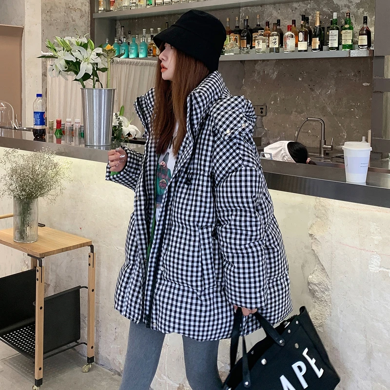 

2022 New Windproof Warm Coat Makes European Checked Down Jacket Chinese Version Women'S Thick Hooded Bun Long Fashionable Coat