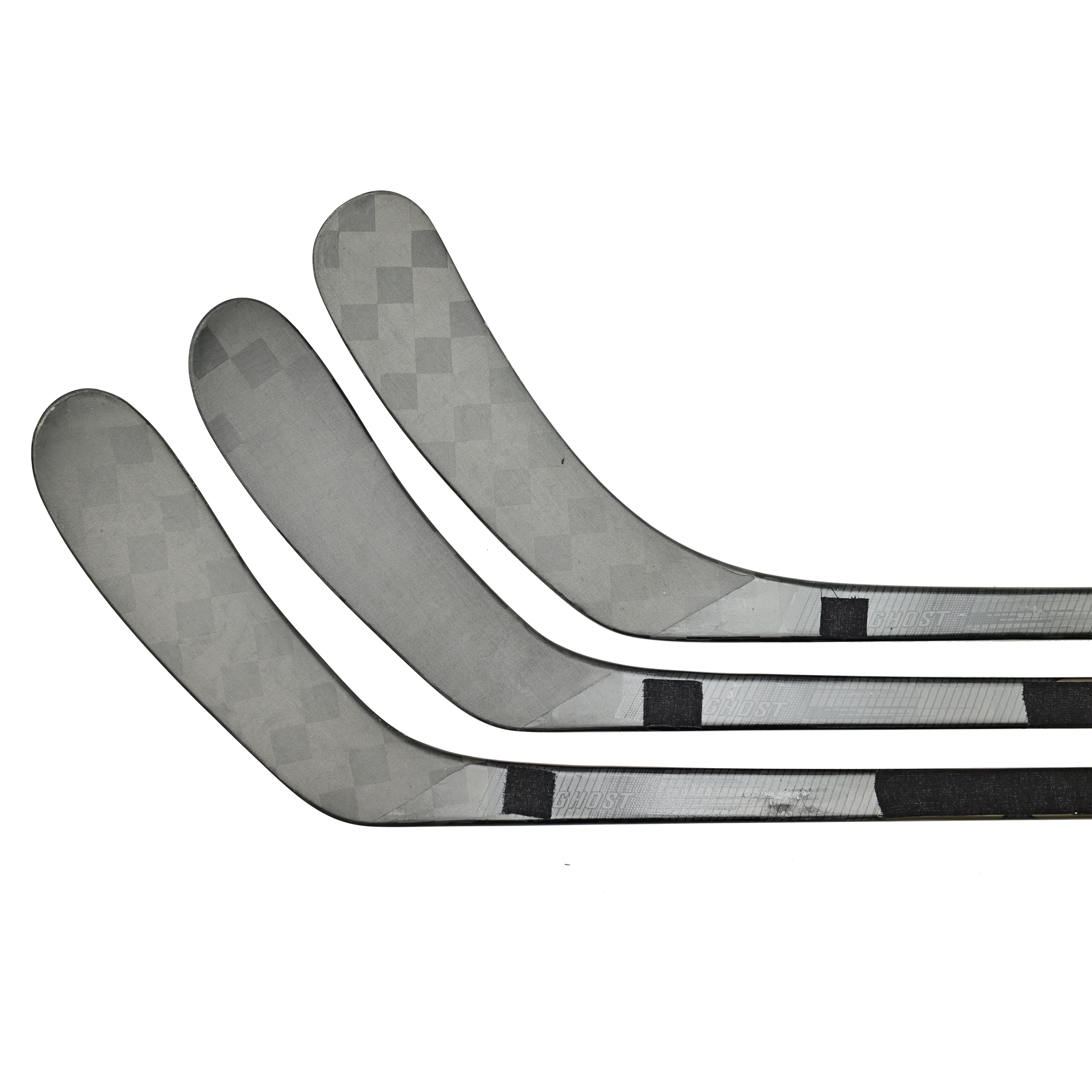 2-Pack Intermediate Ice Hockey Sticks FT series FTGhost With Grip Carbon Fiber P28 P29