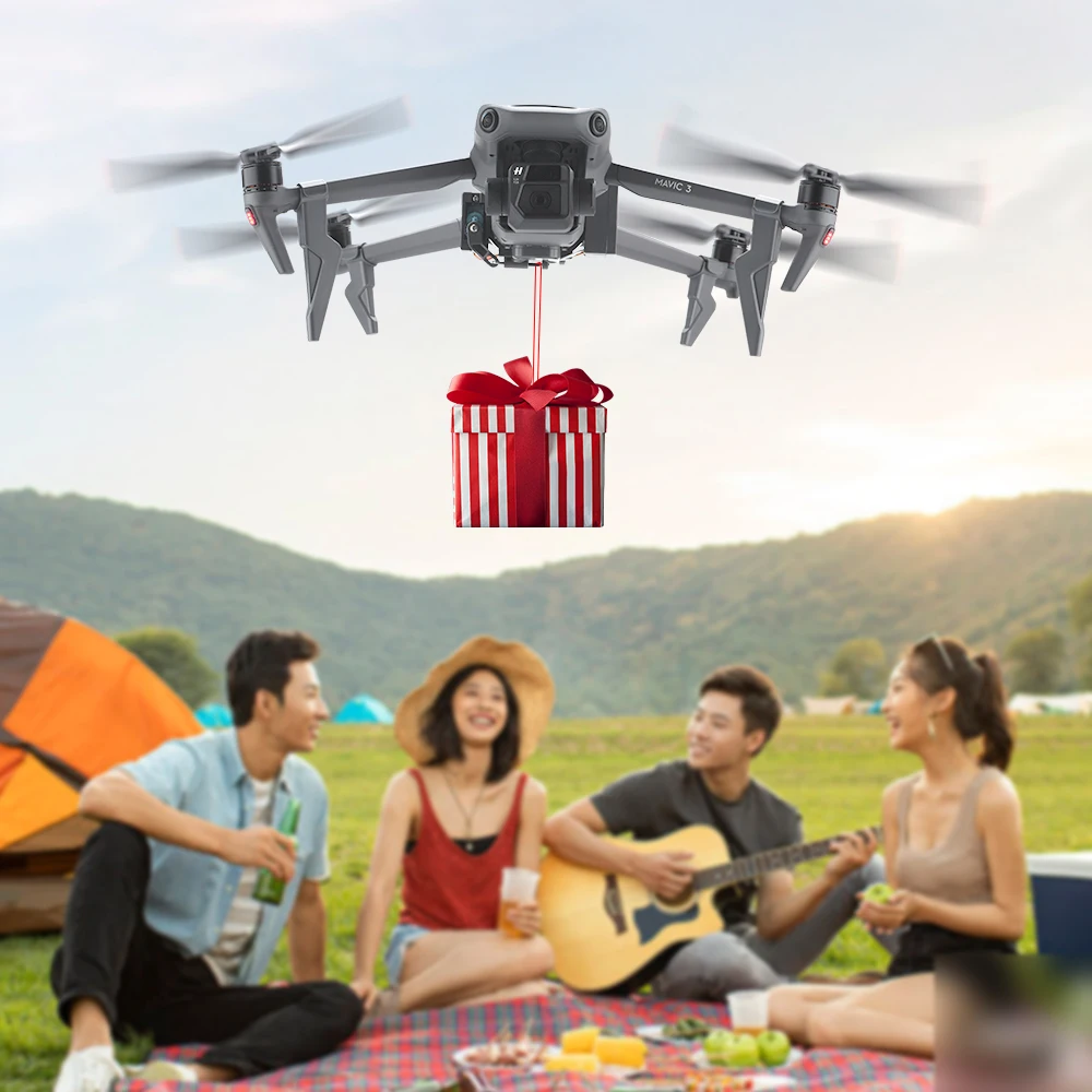 Système de largage aérien pour DJI Mavic 3 Classic, montrant le mécanisme de largage et la connexion USB.