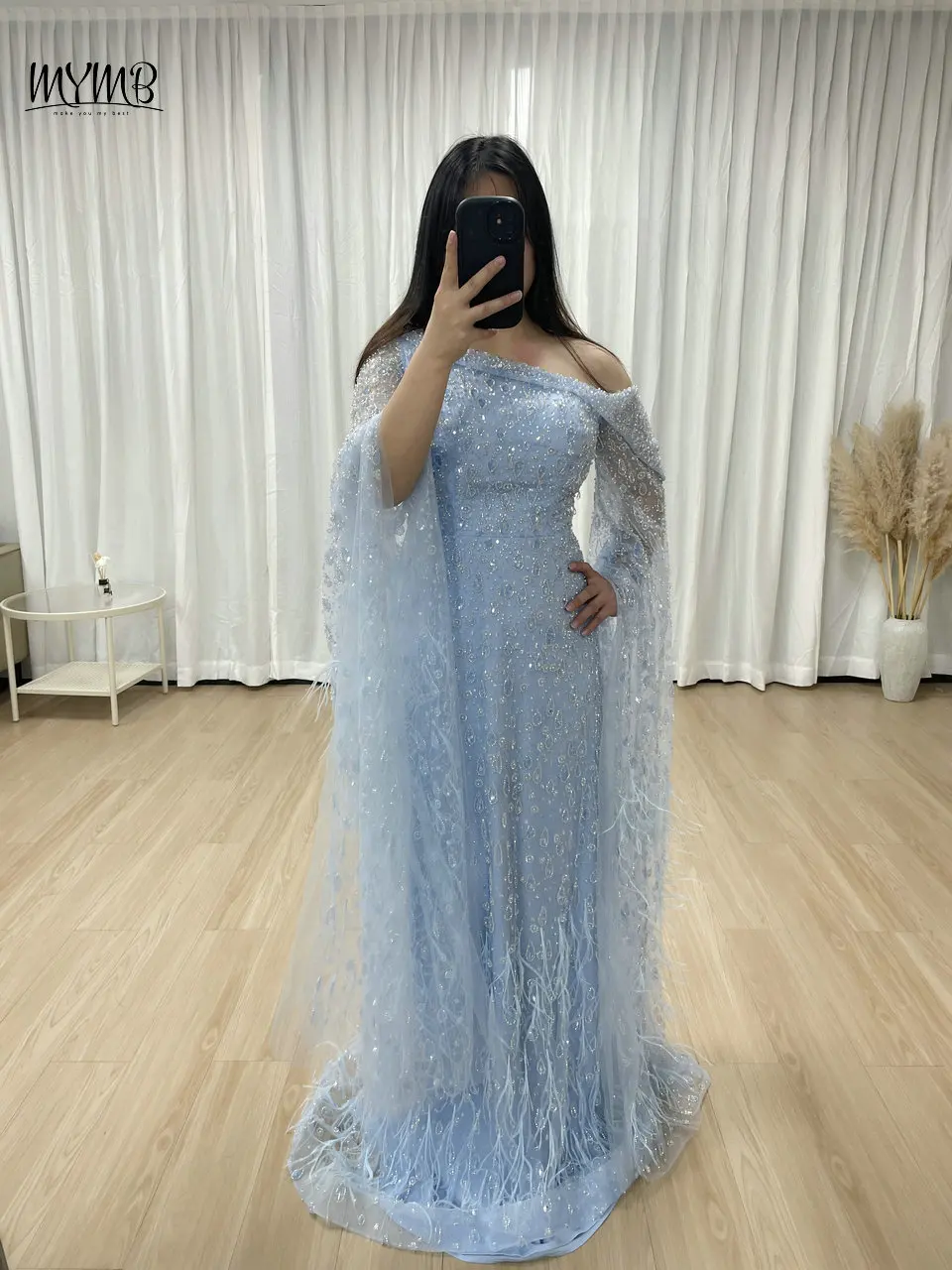 MYMB Neues maßgeschneidertes arabisches Abendkleid in A-Linie mit Cape-Ärmeln für formelle Anlässe, luxuriöses Hochzeitskleid mit Perlenfedern MB40293 – Detail 7