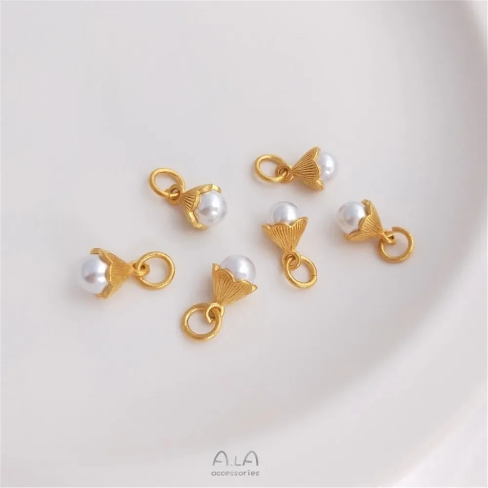 Рисунок 6 - Подвеска в виде цветка с отверстием