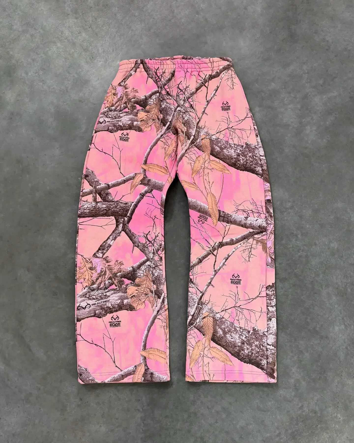 New Y2K Camouflage Pattern Hood Mens and Womens Hip Hop Retro Pink Street Clothing Pullover Punk Casual Camouflage Two Piece Set 6