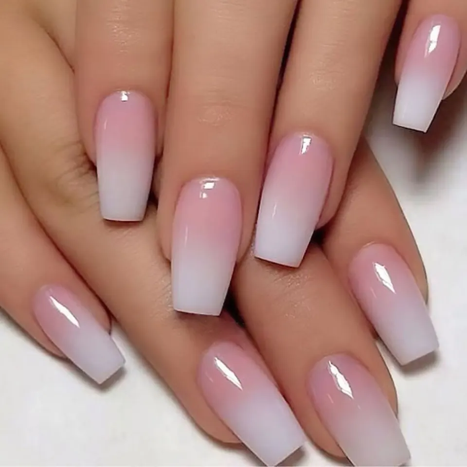 120pcs Pink Ombre Medium Coffin Press On Nails Glossy Handmade Acrylic Fake Nails Tips Gradient Design Artificial False Nails