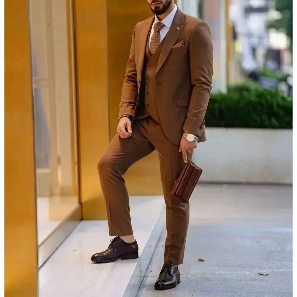 

Business Casual Suits for Men 3 Piece Brown Fashion Peaked Lapel Male Suit Formal Wedding Tuxedo Slim Fit (Blazer+Vest+Pants)