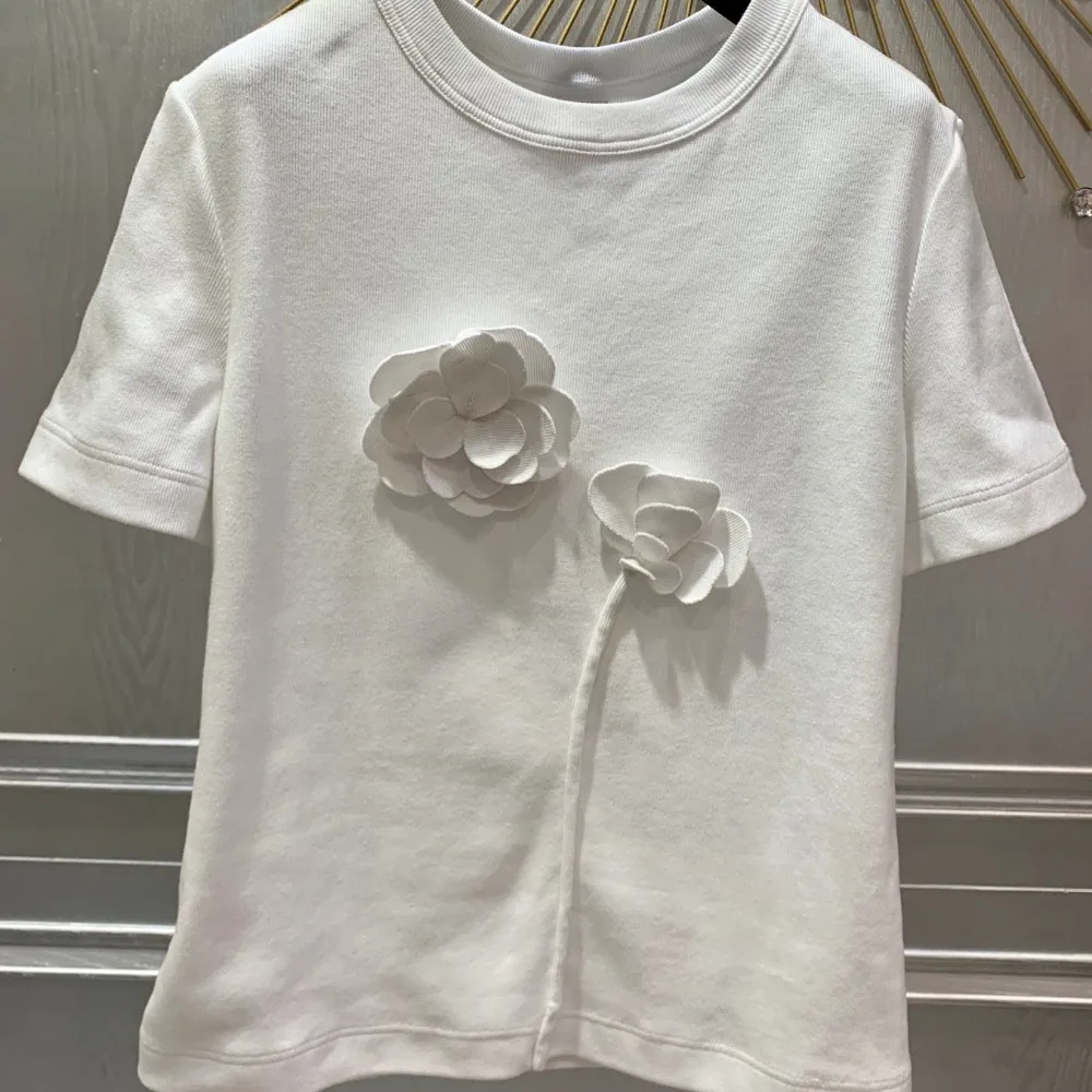 

2024 New Women White Hand Work Flowers Appliqued Short Sleeve T-shirt