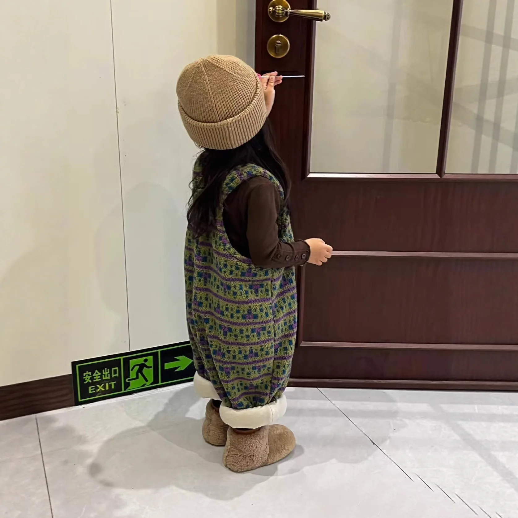 어린이 벨벳 스트랩 팬츠 가을/겨울 2026 신상  팬츠 스타일리시 캐주얼 헤어리 점프수트