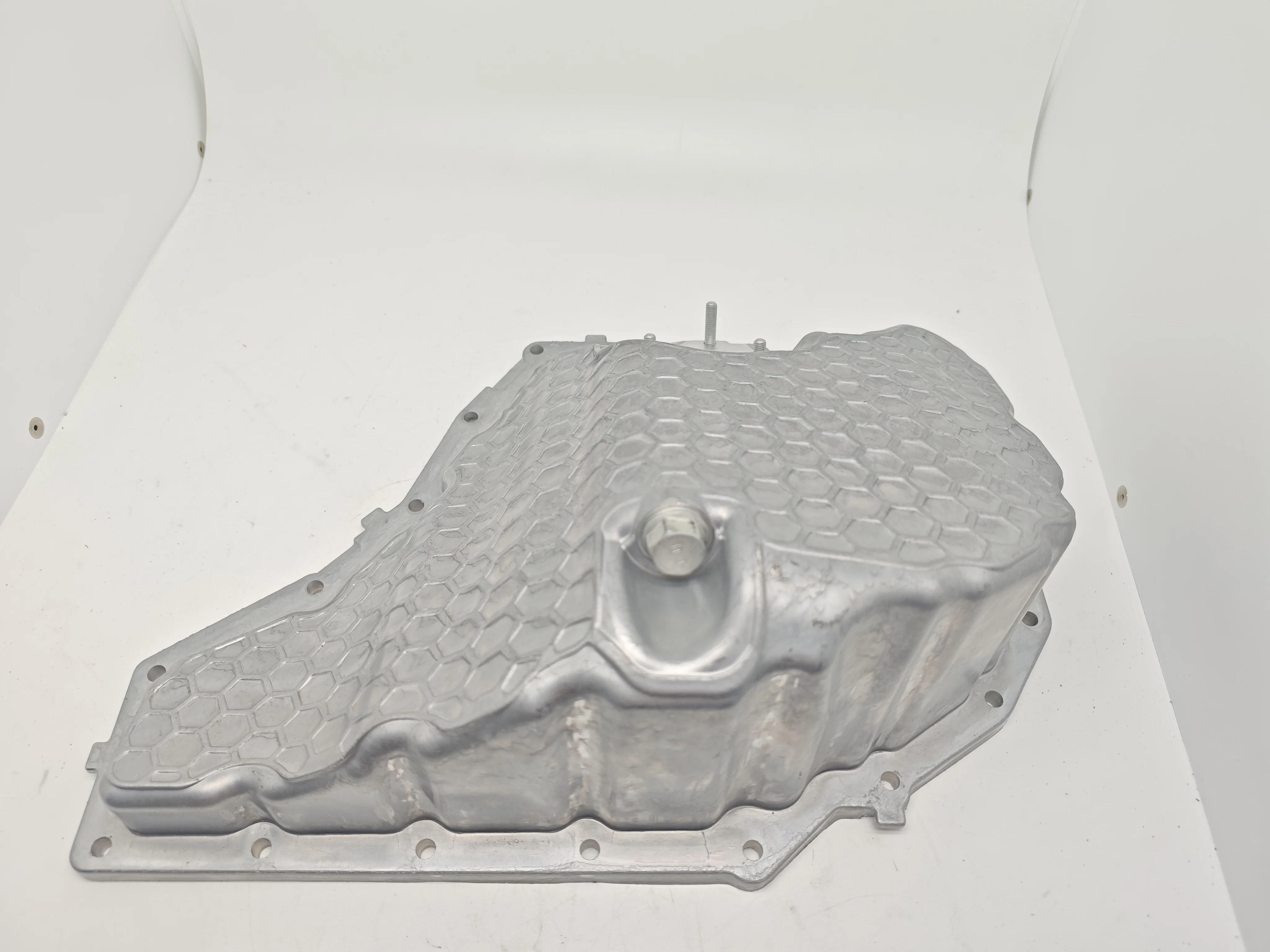 95810360000 aluminum material Engine Oil Pan For Porsche Macan 95B 2014-
