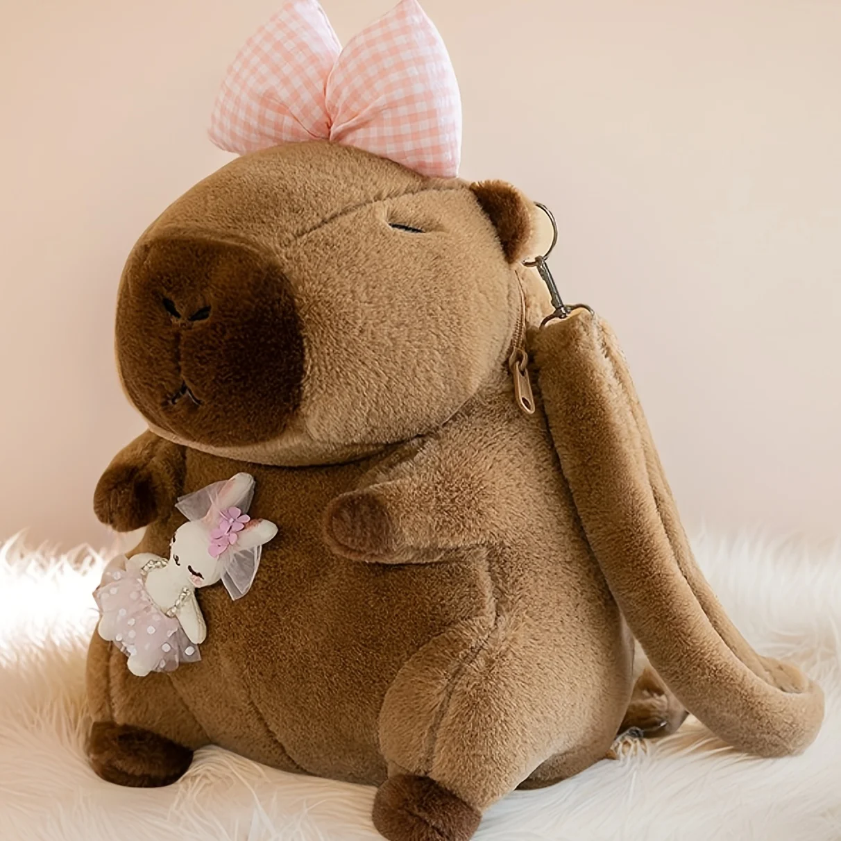 Capybara Plush Backpack for Kids - Cute Cartoon Animal Fur Backpack, School Bag & Shoulder Bag for Boys and Girls S3f244b04604a4371beafc0dafea92125t