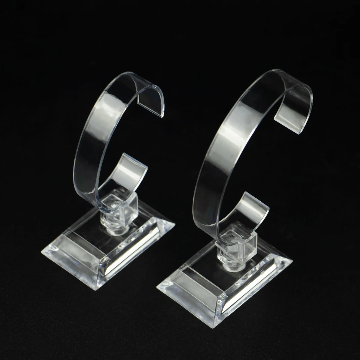 1Pcs Plastic C-Shaped Bracelet Storage Rack Bangle Holder Transparent Watch Display Stand Jewelry Organizer Men and women styles