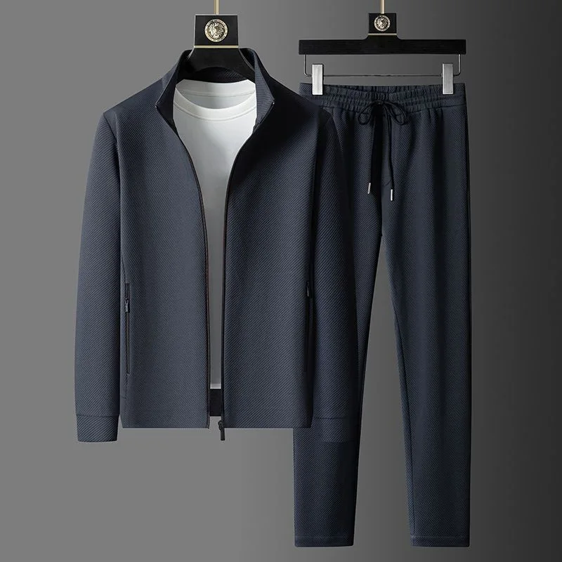 PlatiNum Tracksuit Detail 4