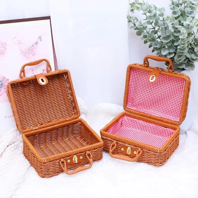 https://ae01.alicdn.com/kf/S3f2bb026cd77467e837b8638186da83dD/Retro-PP-Rattan-Baskets-Picnic-Storage-Basket-Wicker-Suitcase-with-Hand-Gift-Box-Woven-Cosmetic-Storage.jpg