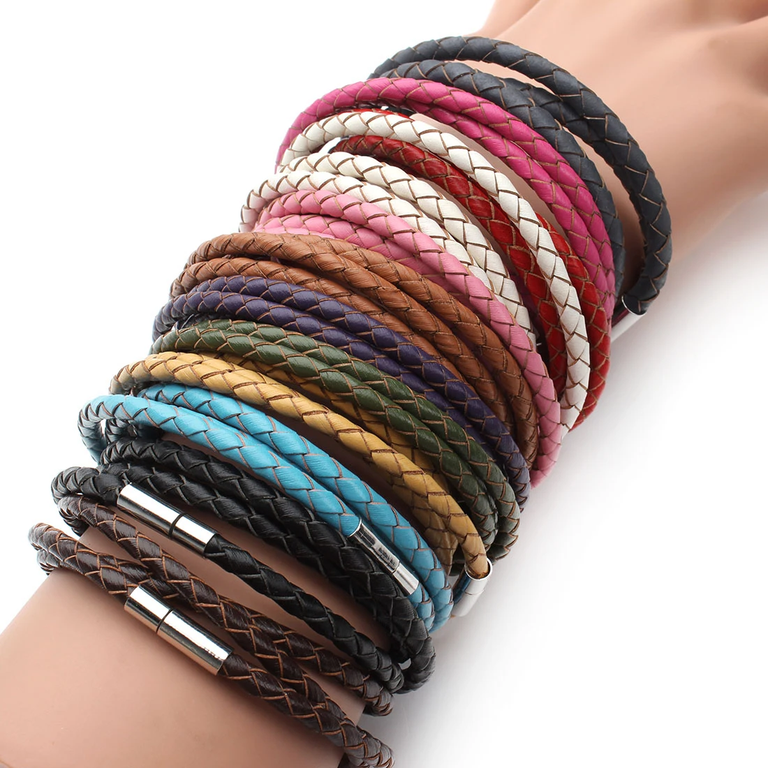 1Strand Wide 4mm Genuine Braided Leather Bracelet bracelet jewelry Three Circles Magnetic Clasps Charm Bangle For Men Women jewelry Gifts