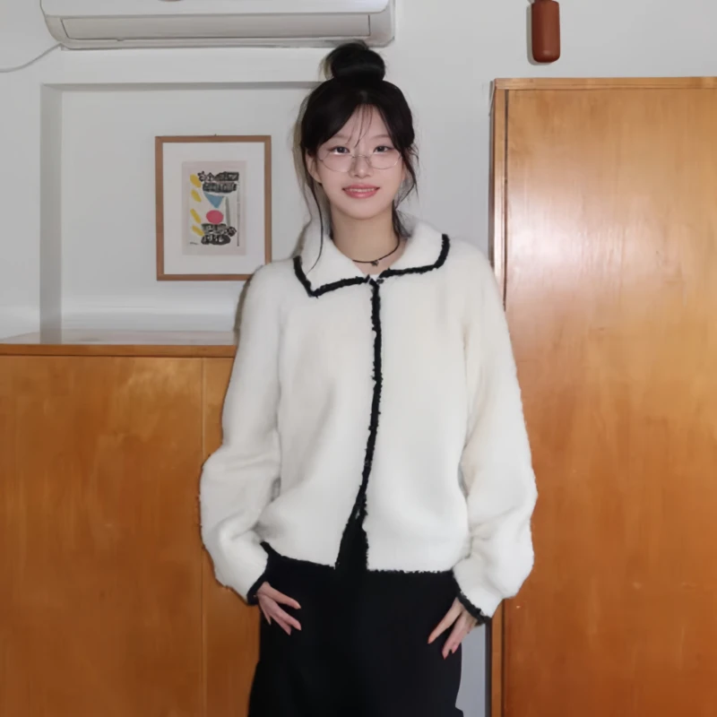 New Retro Contrasting Color Lapel Sweater Women's Autumn and Winter Elegant Loose Lazy Style Casual Knitted Cardigan Jacket