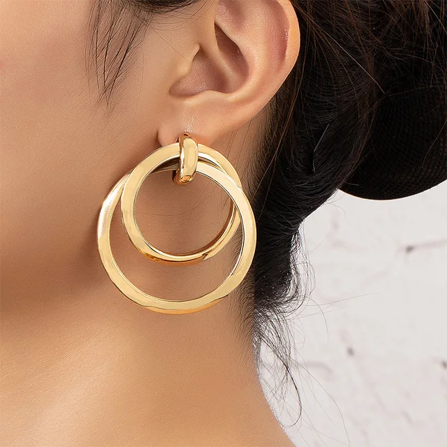 Exaggerated Big Smooth Circle Hoop Earrings 1